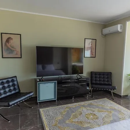 Hotel Pirro
