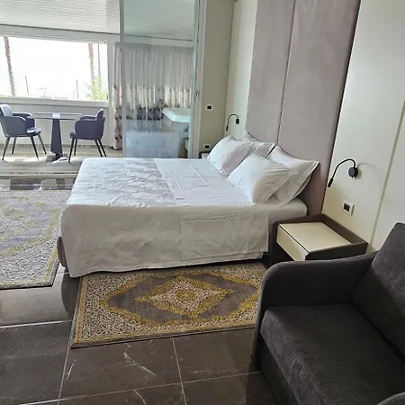 Pirro Hotel Vlorë