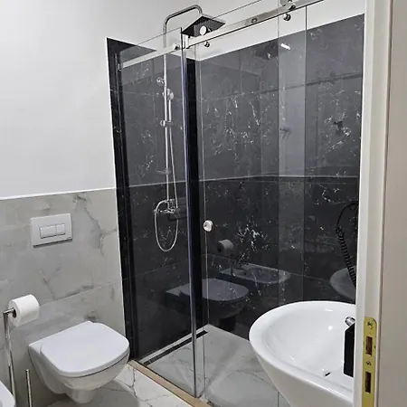 Pirro 3* Vlorë