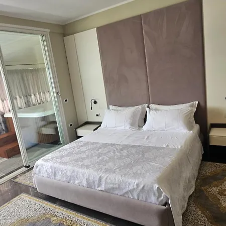 Hotel Pirro 3*