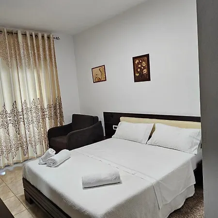 Hotel Pirro