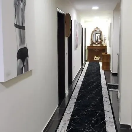 Pirro Hotel