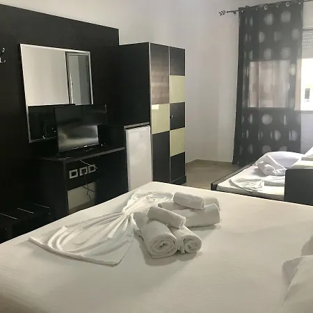 Hotel Pirro