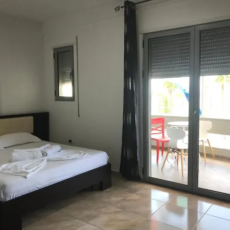 Pirro Hotel