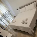 Hotel Pirro 3*