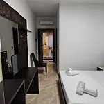 Pirro Hotel