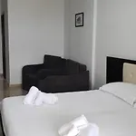 Ξενοδοχείο Pirro 3*