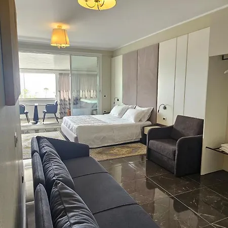Hotel Pirro Vlorë