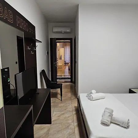 Pirro Hotel