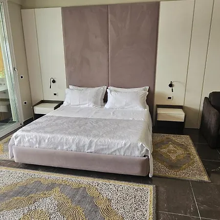 Hotel Pirro 4*